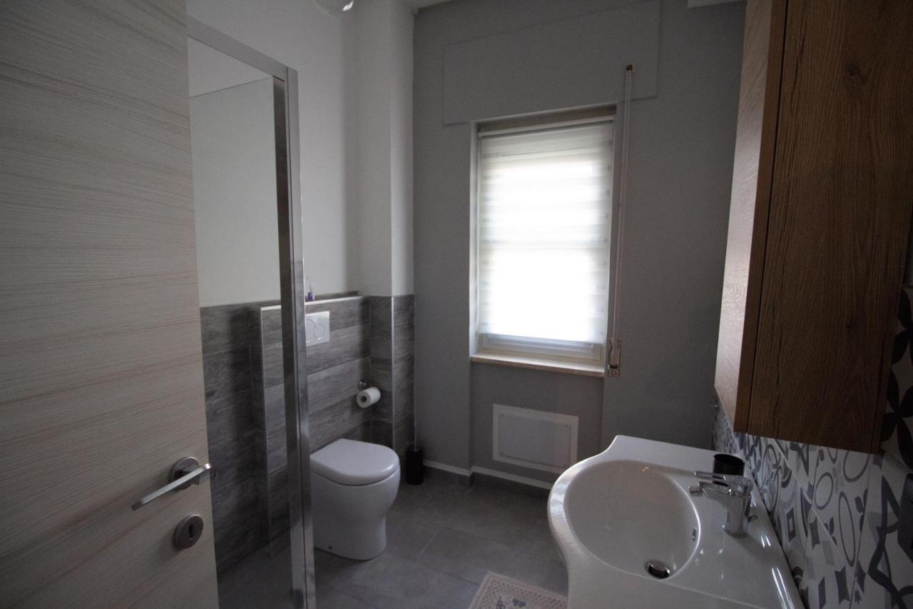 Casa Vacanze Casetta Grande Porto Torres Exterior foto
