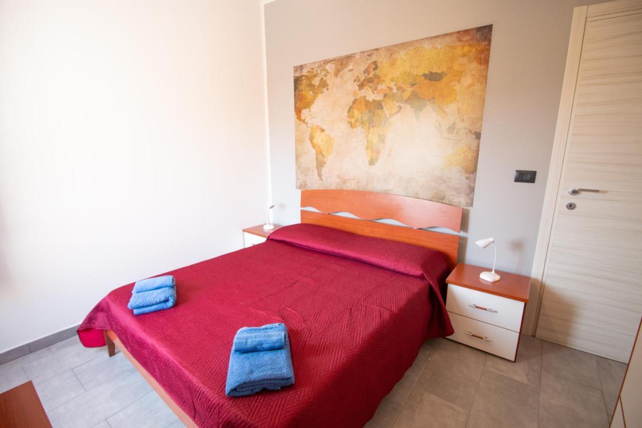 Casa Vacanze Casetta Grande Porto Torres Exterior foto